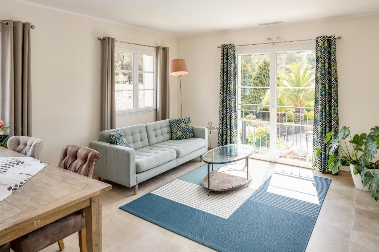 Luxurious And Spacious Apartment In The Heart Of The Cote D'Azur Roquefort-les-Pins Exterior foto