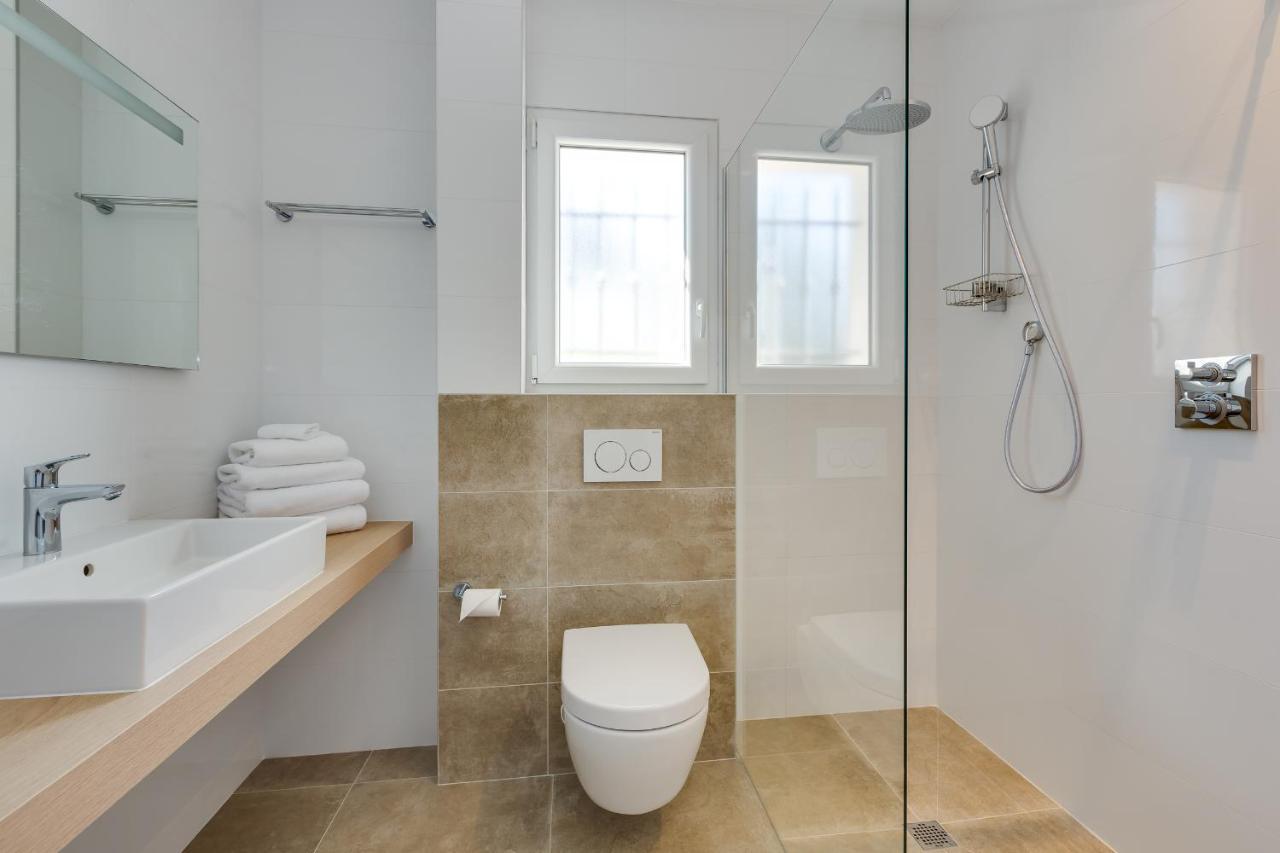 Luxurious And Spacious Apartment In The Heart Of The Cote D'Azur Roquefort-les-Pins Exterior foto