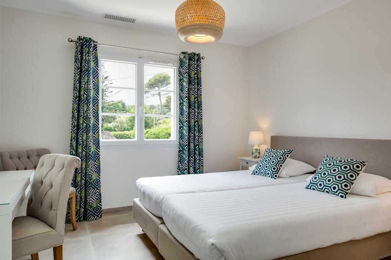 Luxurious And Spacious Apartment In The Heart Of The Cote D'Azur Roquefort-les-Pins Exterior foto