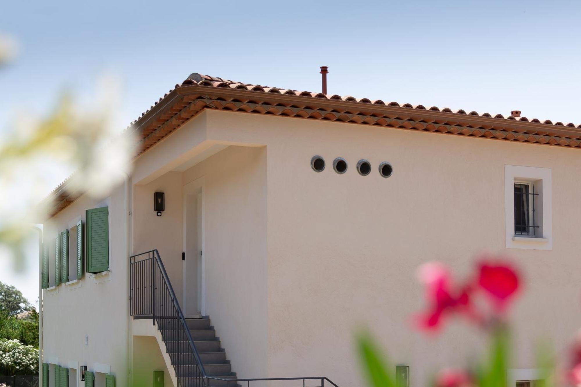 Luxurious And Spacious Apartment In The Heart Of The Cote D'Azur Roquefort-les-Pins Exterior foto